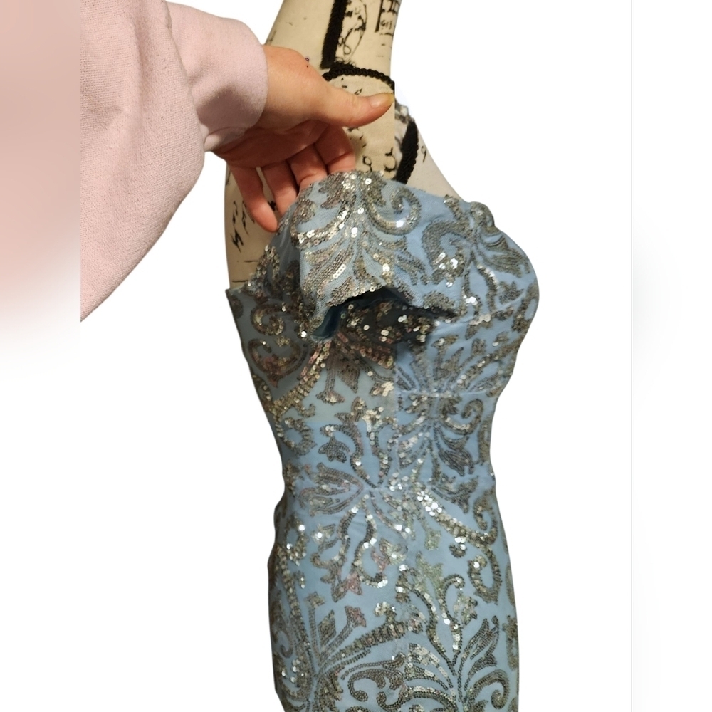 Windsor Carter Sequin Scroll A-line Formal Dress - Picture 11 of 15